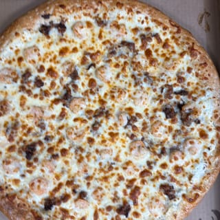 White Shrimp & Steak Pizza