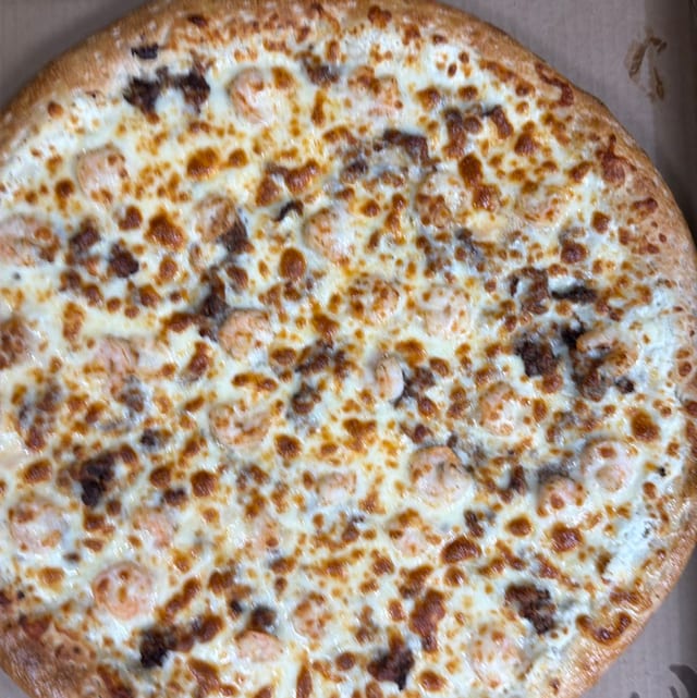 White Shrimp & Steak Pizza.