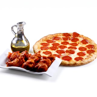 Pizza & Buffalo Wings
